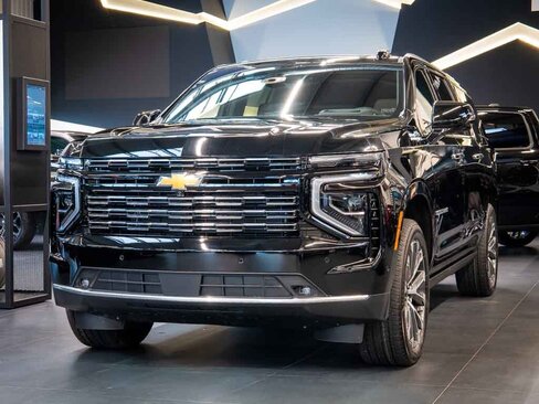 Chevrolet Suburban SUV / Terénní 6,2 l 313 kw