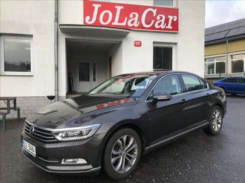 Volkswagen Passat Sedan / Limuzína 2,0 l 110 kw