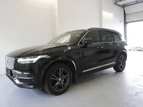 Volvo XC90 SUV / Terénní 2,0 l 173 kw