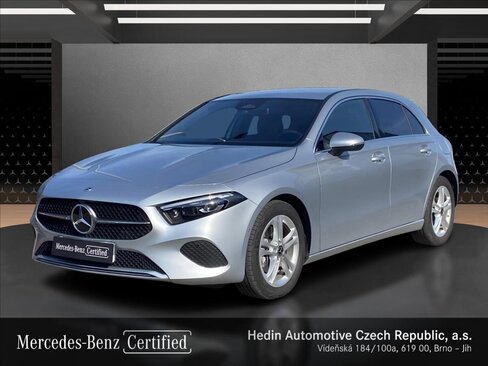 Mercedes-Benz Třídy A Hatchback 1,3 l 120 kw