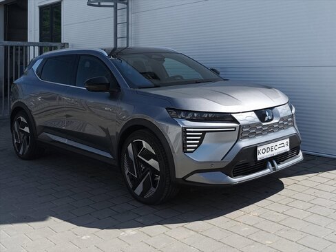 Mitsubishi Eclipse Cross SUV / Terénní 0,0 160 kw