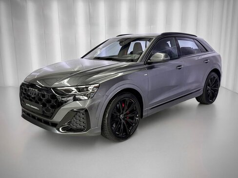 Audi Q8 SUV / Terénní 3,0 l 210 kw