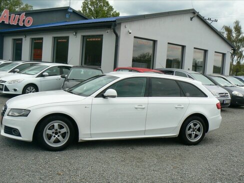 Audi A4 Kombi 2,0 l 105 kw