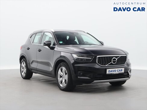 Volvo XC40 SUV / Terénní 2,0 l 110 kw