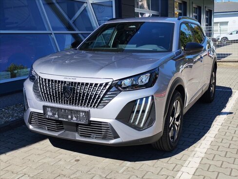 Peugeot 2008 SUV / Terénní 1,2 l 107 kw