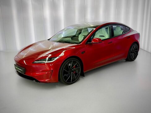 Tesla Model 3 Sedan / Limuzína 0,0 460 kw
