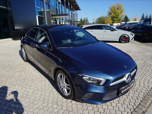 Mercedes-Benz Třídy A Sedan / Limuzína 1,3 l 100 kw