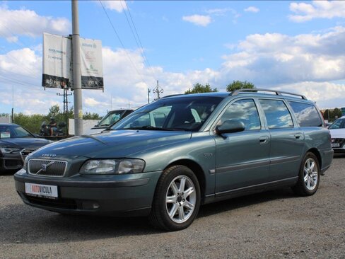 Volvo V70 Kombi 2,4 l 120 kw