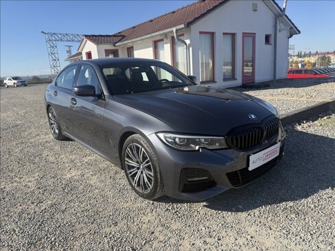 BMW Řada 3 Sedan / Limuzína 2,0 l 190 kw