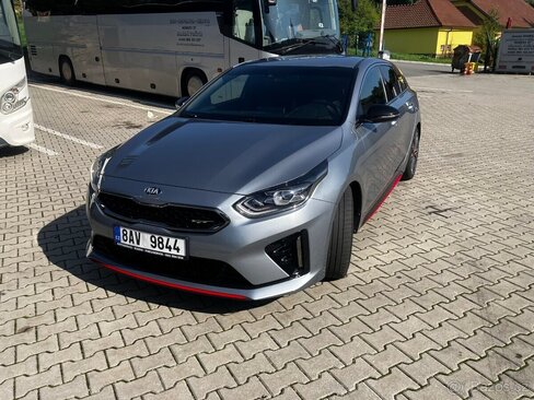 KIA ProCeed Sedan / Limuzína 0,0 150 kw