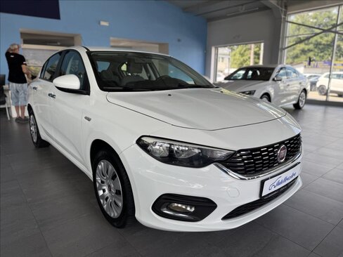 Fiat Tipo Sedan / Limuzína 1,4 l 70 kw