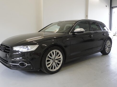 Audi S6 Kombi 4,0 l 309 kw