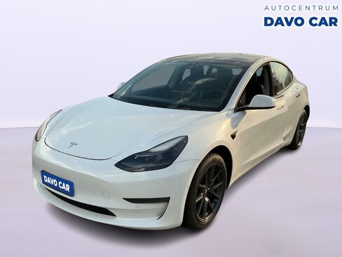 Tesla Model 3 Sedan / Limuzína 0,0 366 kw