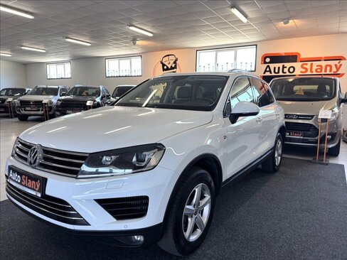 Volkswagen Touareg SUV / Terénní 3,0 l 150 kw