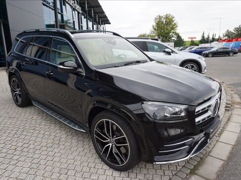 Mercedes-Benz GLS SUV / Terénní 4,0 l 360 kw