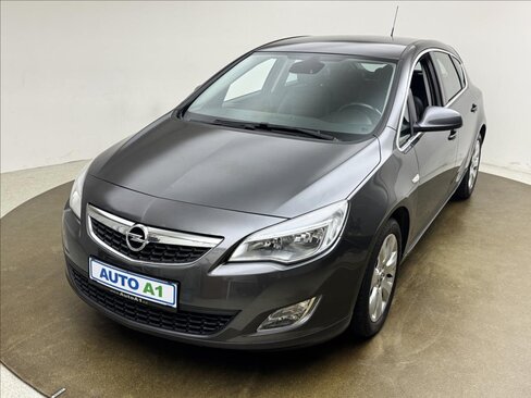 Opel Astra Hatchback 1,4 l 103 kw