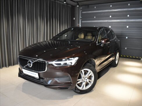 Volvo XC60 SUV / Terénní 2,0 l 140 kw