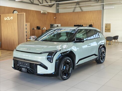 KIA EV3 SUV / Terénní 0,0 150 kw
