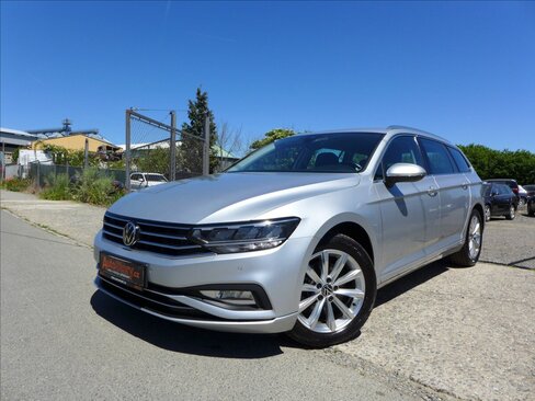 Volkswagen Passat Kombi 2,0 l 110 kw