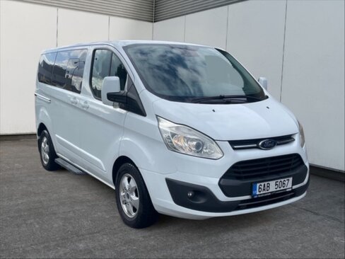 Ford Tourneo Custom Kombi 2,0 l 96 kw