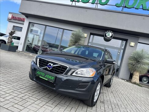 Volvo XC60 Kombi 2,4 l 120 kw