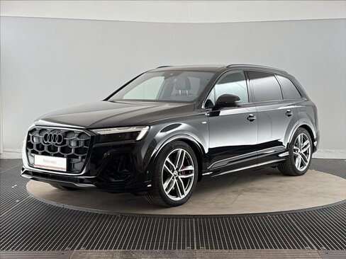 Audi Q7 SUV / Terénní 3,0 l 360 kw