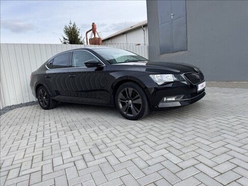 Škoda Superb Sedan / Limuzína 1,6 l 88 kw