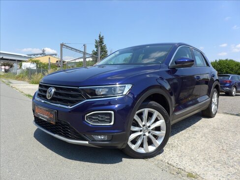 Volkswagen T-Roc SUV / Terénní 2,0 l 110 kw