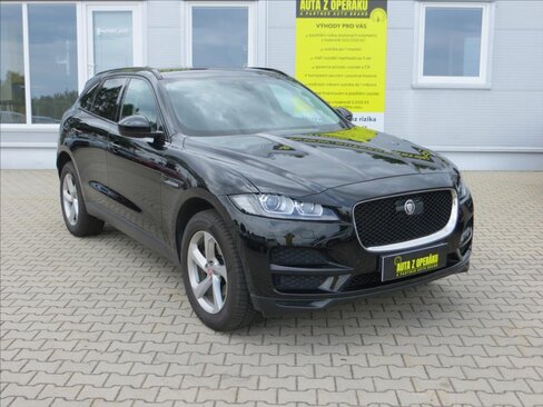 Jaguar F-Pace SUV / Terénní 2,0 l 132 kw