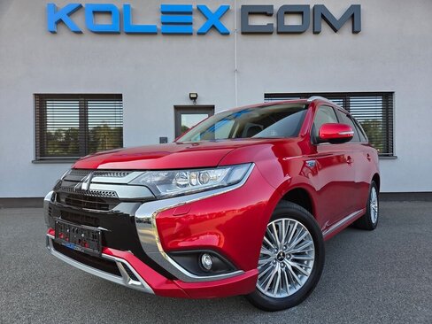 Mitsubishi Outlander SUV / Terénní 2,4 l 165 kw