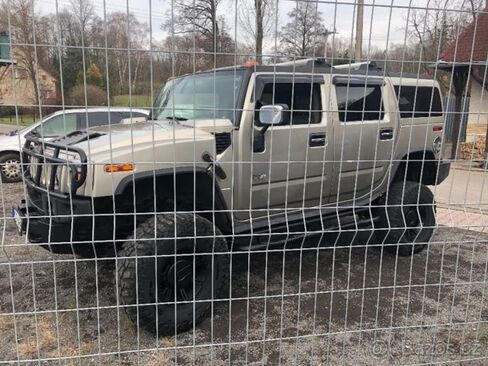 Hummer H2 SUV / Terénní 6,0 l 232 kw