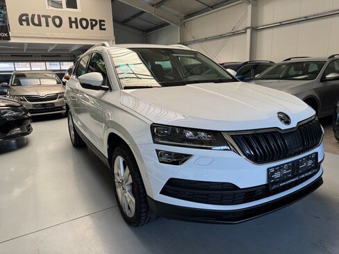 Škoda Karoq SUV / Terénní 1,5 l 110 kw