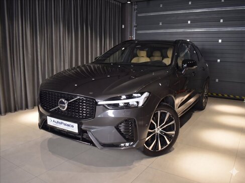 Volvo XC60 SUV / Terénní 2,0 l 145 kw