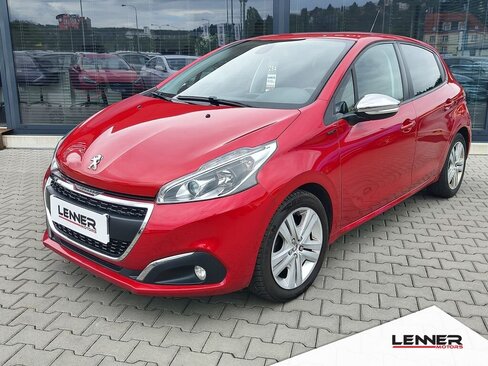 Peugeot 208 Hatchback 1,2 l 61 kw