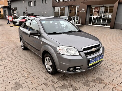 Chevrolet Aveo Sedan / Limuzína 1,2 l 53 kw