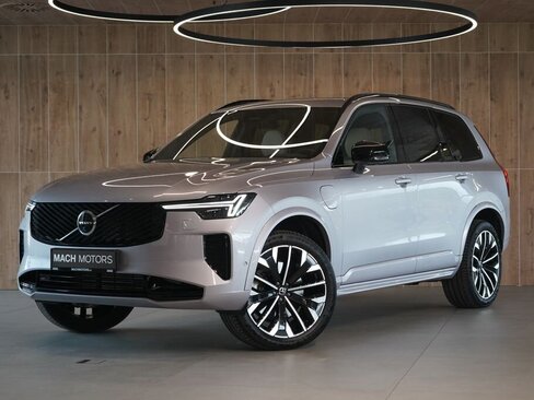 Volvo XC90 SUV / Terénní 2,0 l 335 kw