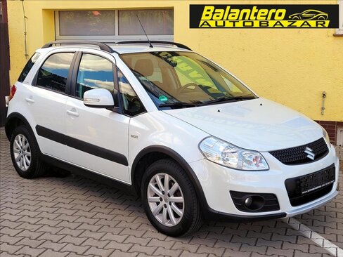 Suzuki SX4 Hatchback 2,0 l 99 kw