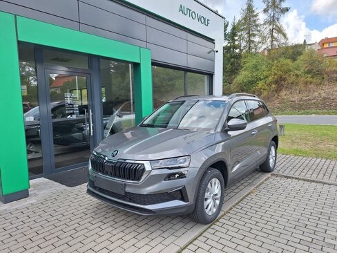 Škoda Karoq SUV / Terénní 1,5 l 110 kw