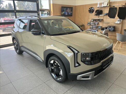 KIA Seltos SUV / Terénní 1,6 l 132 kw