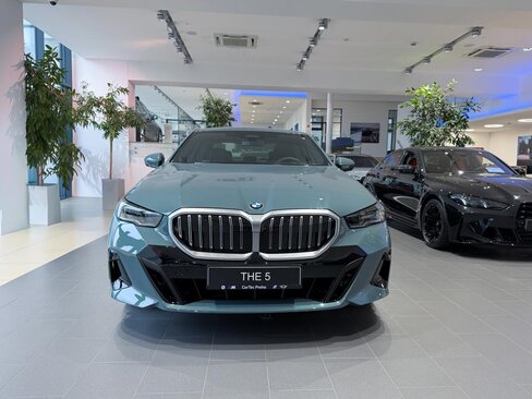 BMW Řada 5 Sedan / Limuzína 3,0 l 223 kw