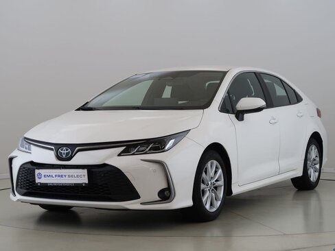 Toyota Corolla Sedan / Limuzína 1,5 l 92 kw