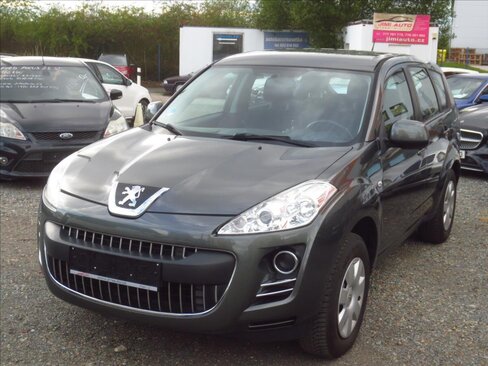 Peugeot 4007 SUV / Terénní 2,4 l 125 kw
