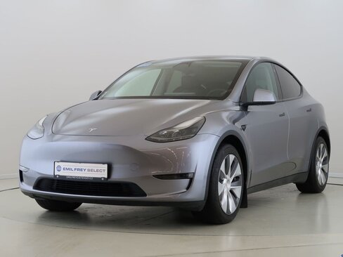 Tesla Model Y SUV / Terénní 0,0 158 kw