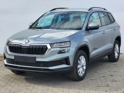 Škoda Karoq SUV / Terénní 1,5 l 110 kw