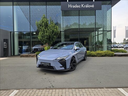 Lexus Ostatní Sedan / Limuzína 0,0 252 kw