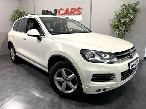 Volkswagen Touareg SUV / Terénní 3,0 l 180 kw