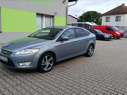 Ford Mondeo Liftback 1,8 l 92 kw