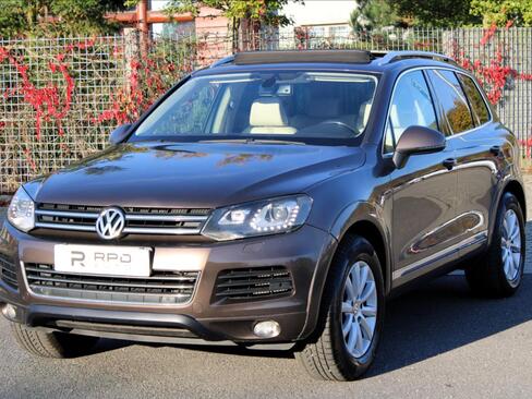 Volkswagen Touareg SUV / Terénní 3,0 l 176 kw