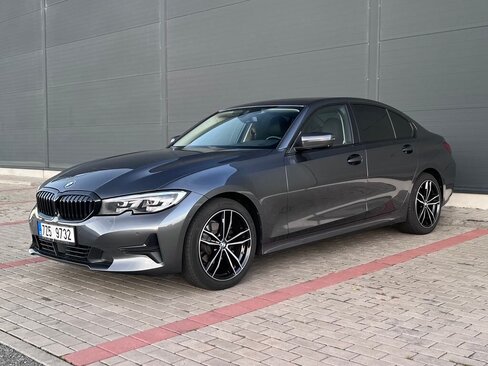 BMW Řada 3 Sedan / Limuzína 2,0 l 100 kw