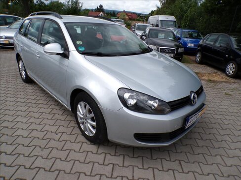 Volkswagen Golf Kombi 1,6 l 77 kw